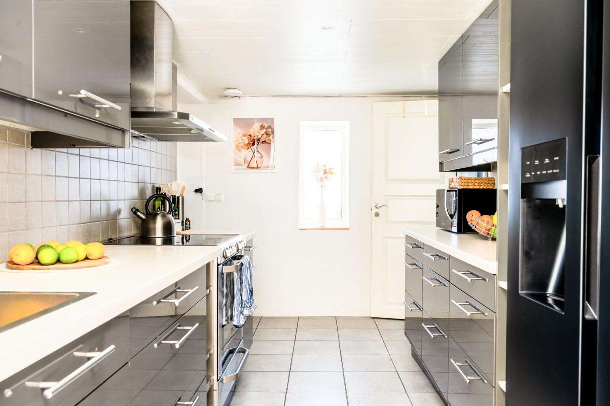Cozy Retreat, Family-friendly Nearby Lund Villa *
